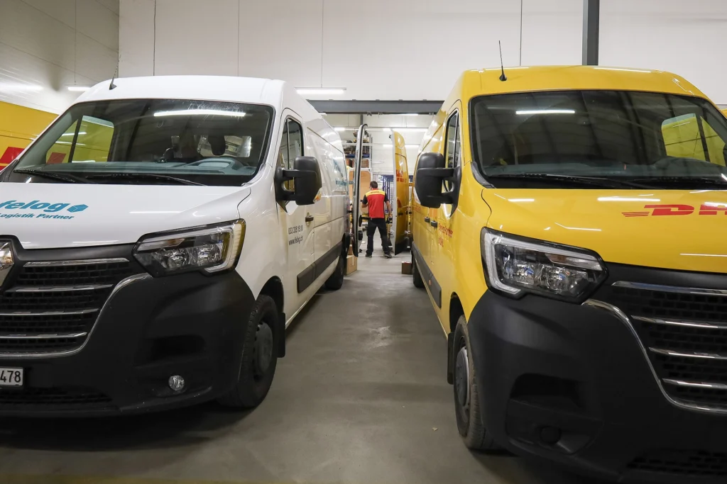 Renault Elektro Transporter DHL Thun